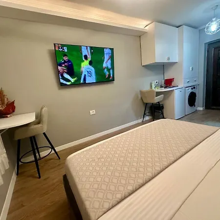 公寓 Enia's Center - 30 Meters From Skanderbeg Square