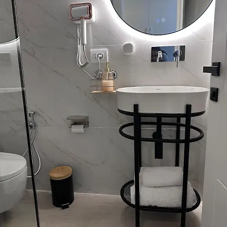 Διαμέρισμα Enia's Center - 30 Meters From Skanderbeg Square
